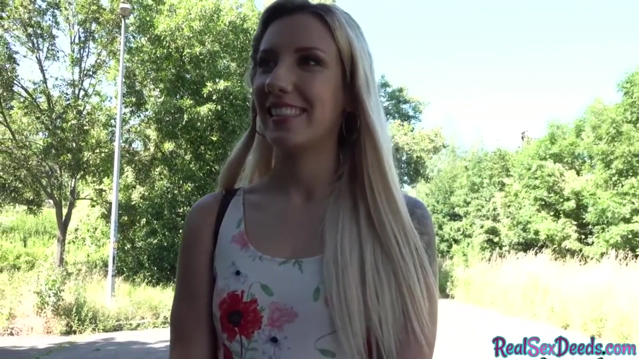 Deepthroating POV tattoo teen 18+ gets outdoor fuck for money