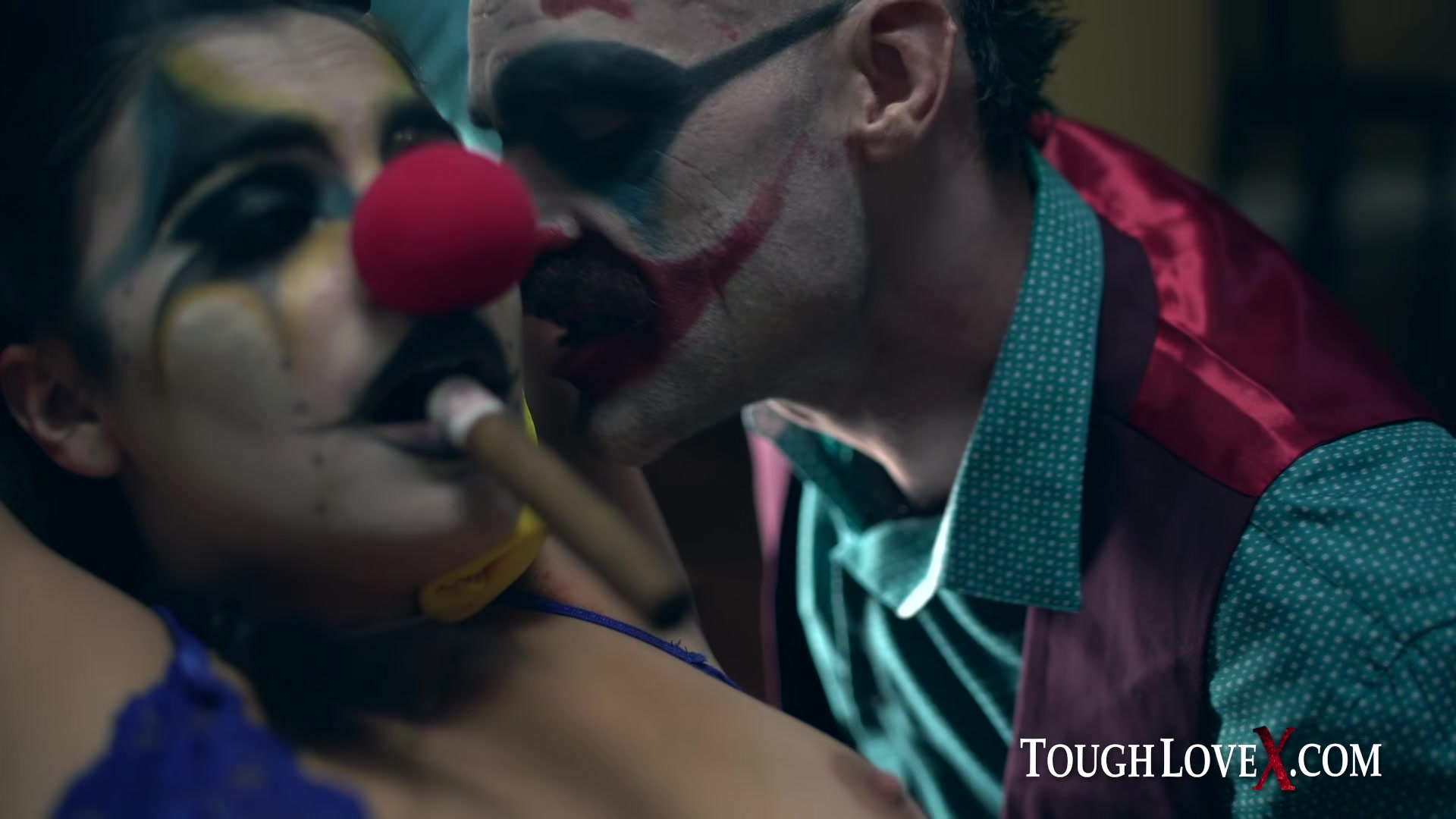 TOUGHLOVEX Violet Starr lets JokerX stuff her pussy