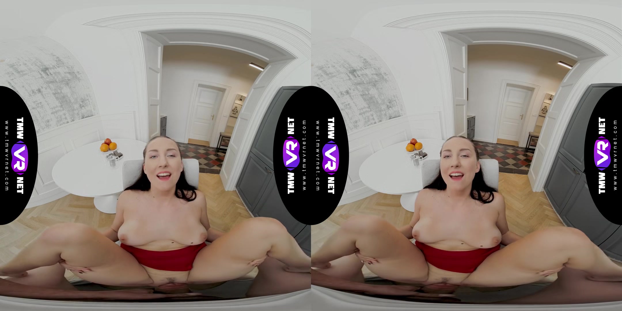 Let Me Entertain You! - Beautiful Babe Fucked in a Swimsuit