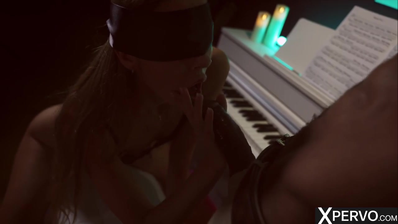 XPERVO My perverted music teacher – Mary Popiense - Little Caprice Dreams