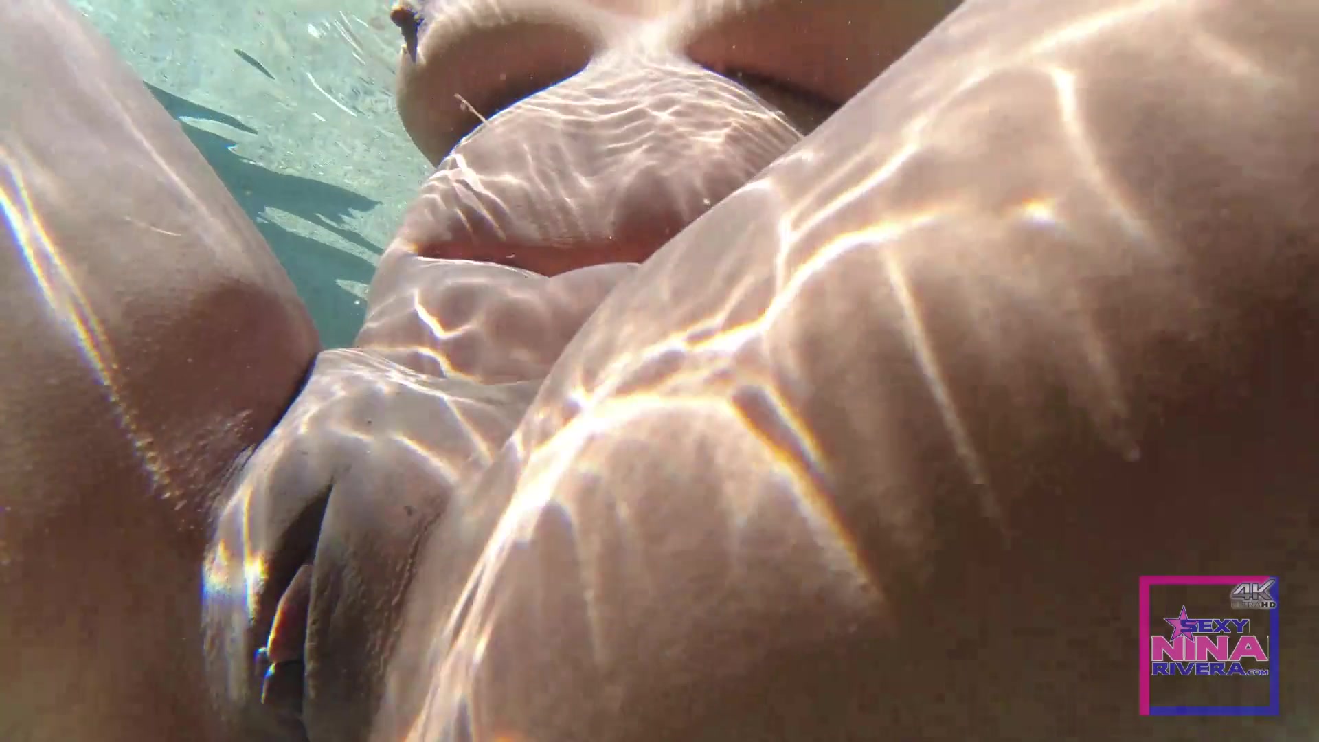 Suck My Pussy Underwater 22 - Sexynina