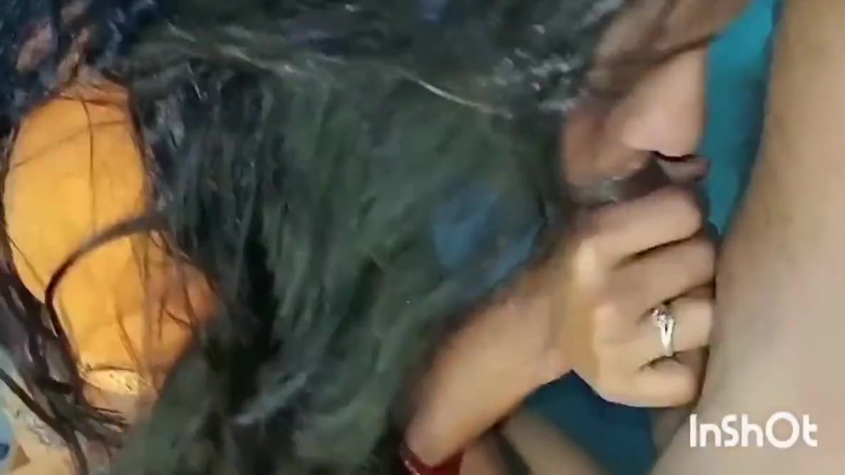 Indian Hot Girl Was Fucked By Her Stepbrother On Table Indian Horny Girl Reshma Bhabhi Sex Relation With Stepbrother