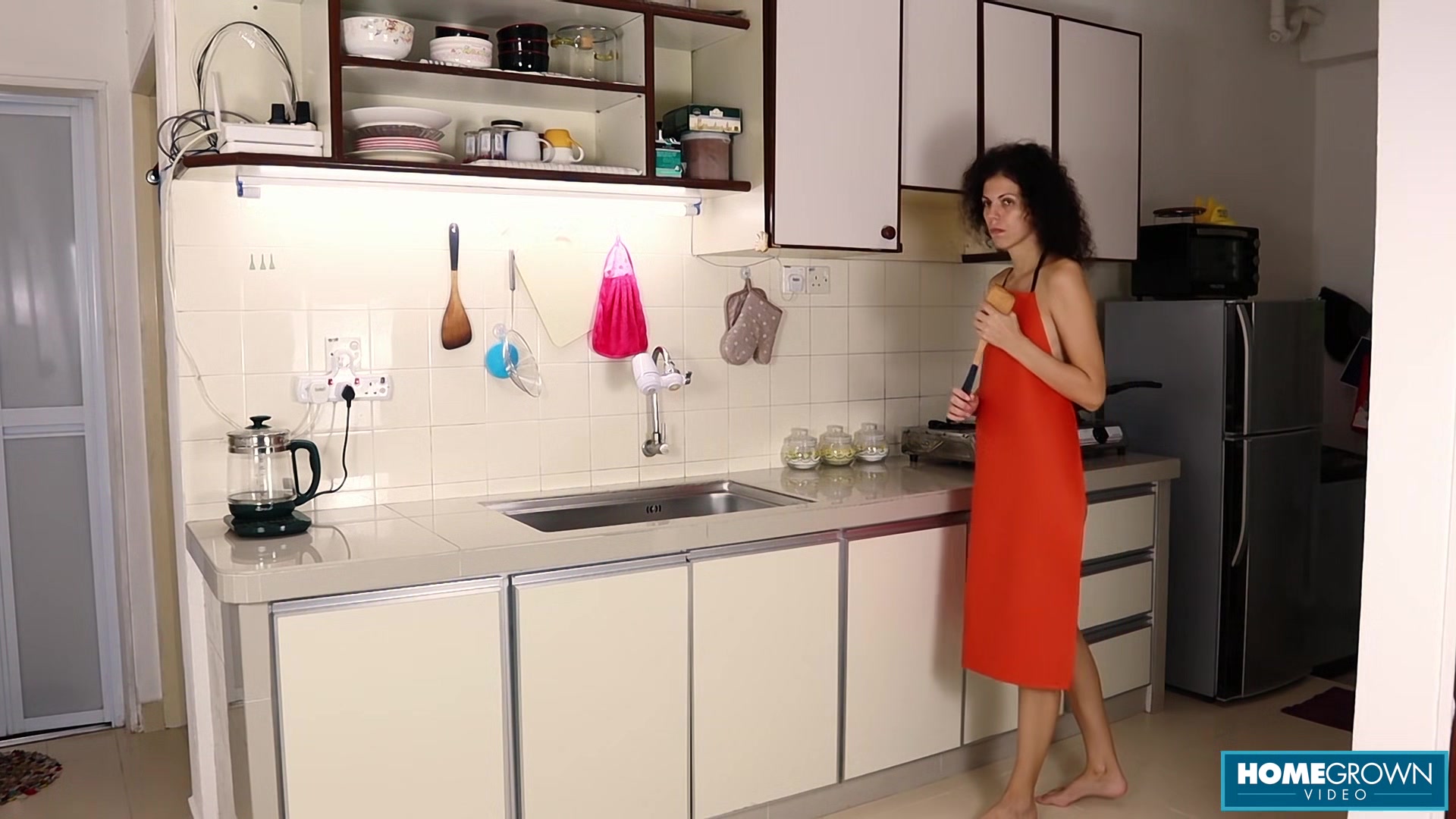 Fucking In The Kitchen - Julia Vearth & Alex Vearth