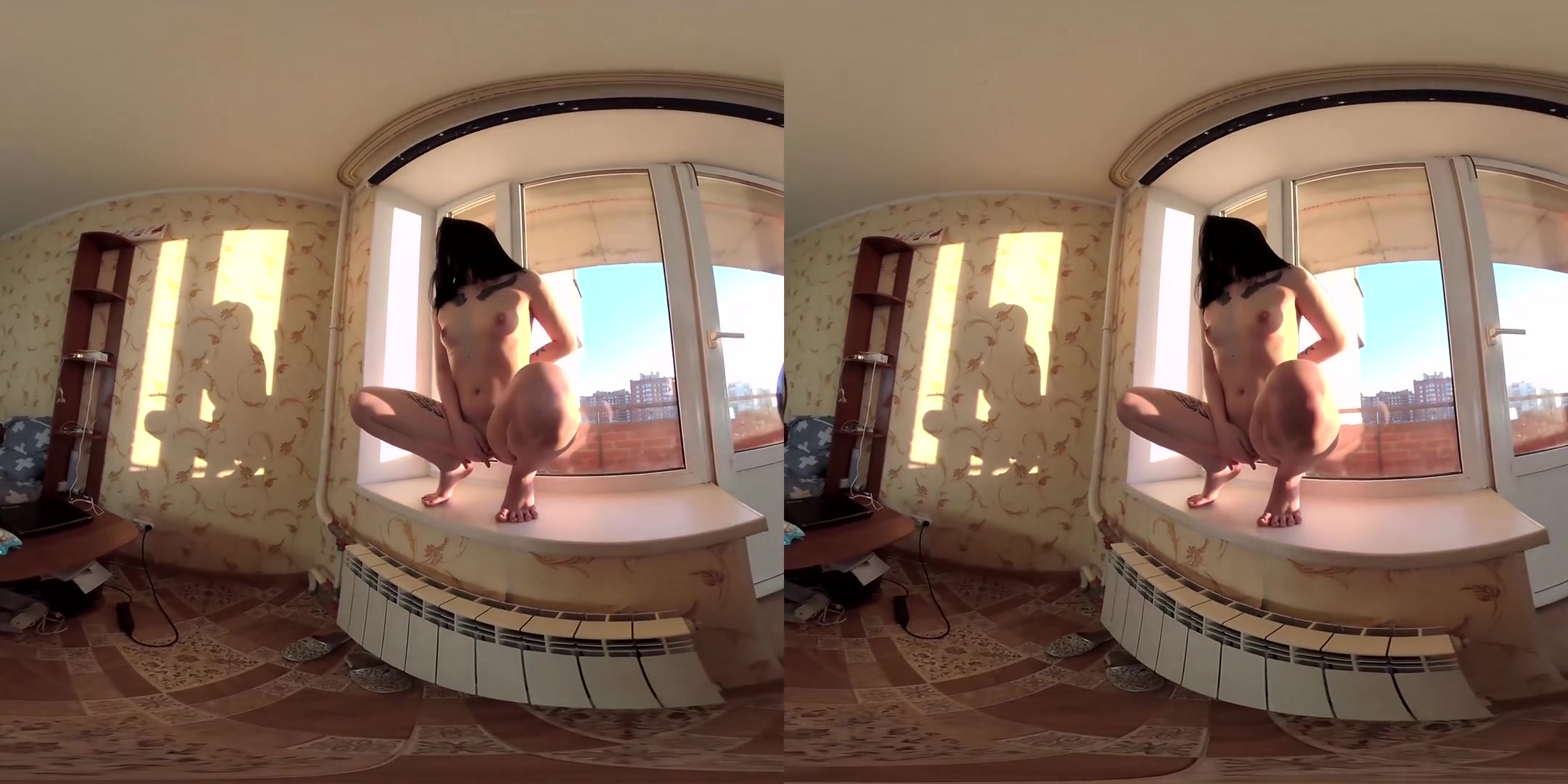 Linda in Linda Near the Window in Sunny Day - VRmodels