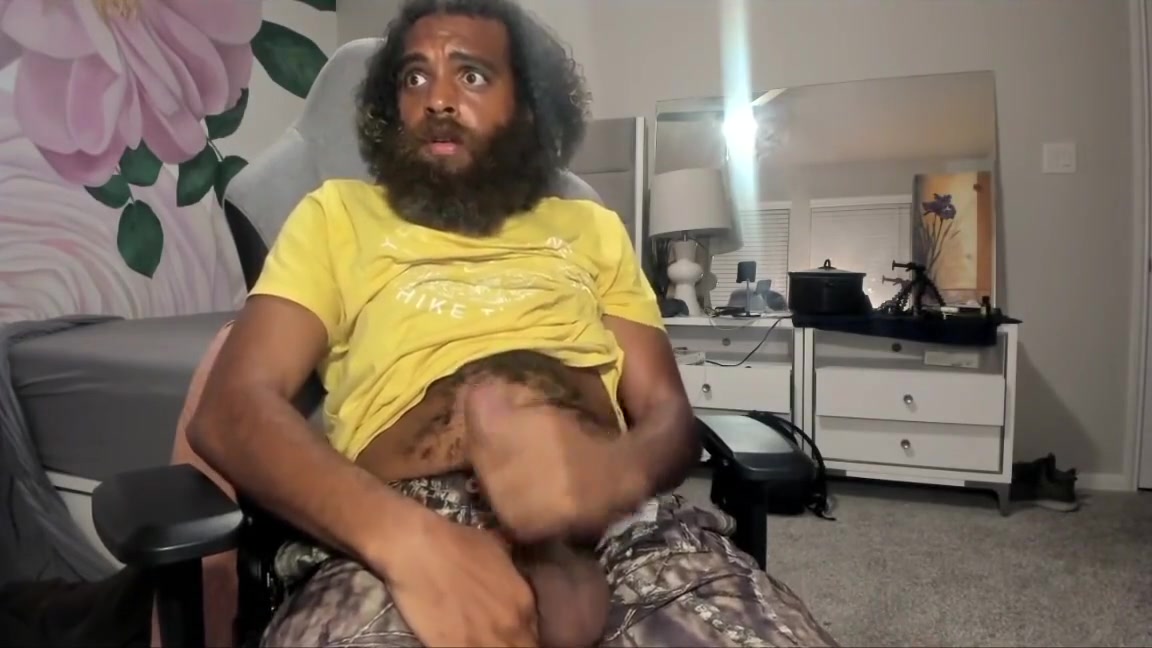 Rock Mercury In Juicy Thick Dick So Thot Hairy Cum