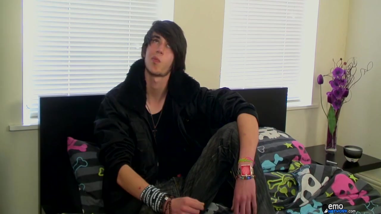 Jerks Off In Front Of The Cam For The First Time 10 Min - Tommy May And Gay Porn