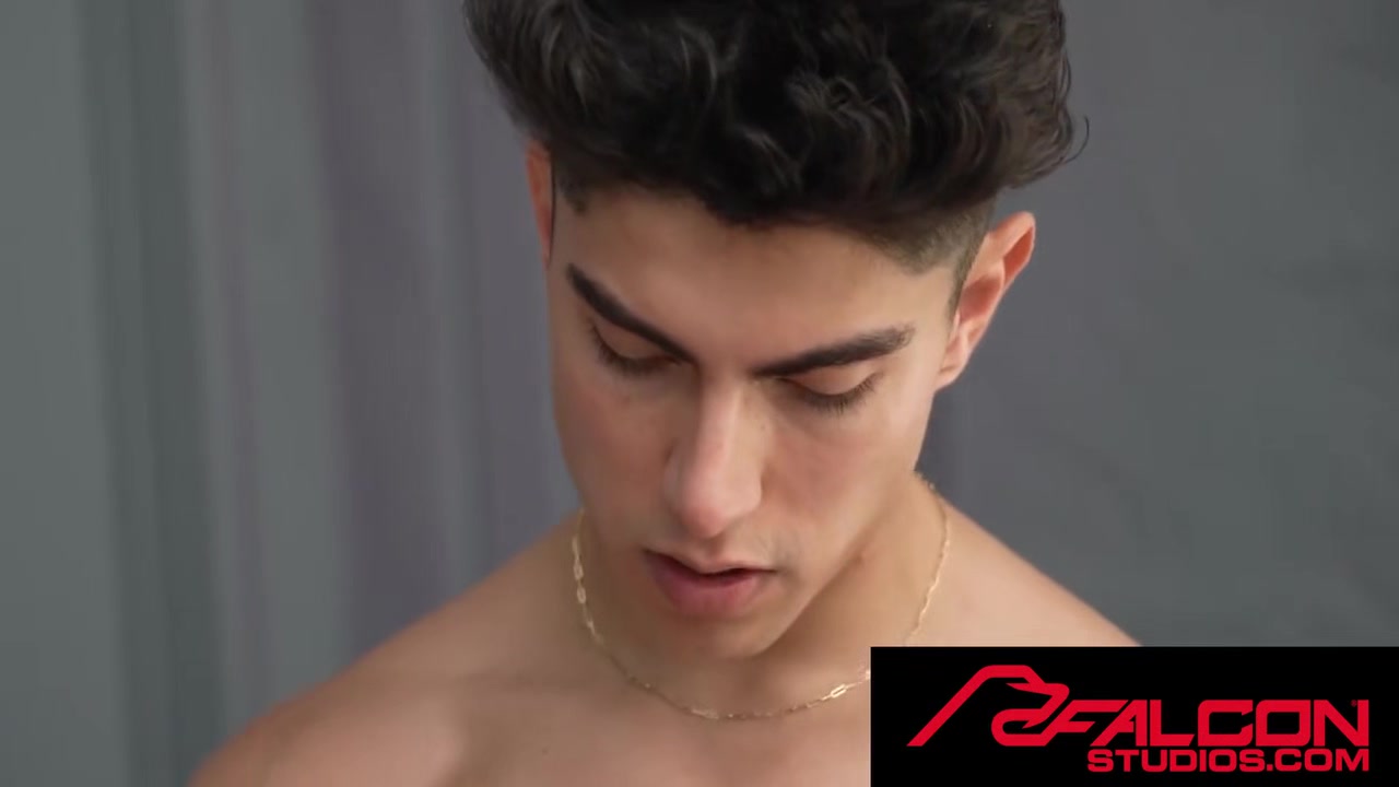 Watch The Hottest Big Dicked Jock Spitroast