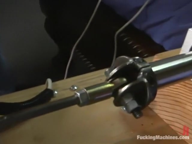 Kaylynn in Fuckingmachines Video