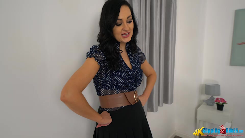 Bonnie - The Best Tenant - BoppingBabes