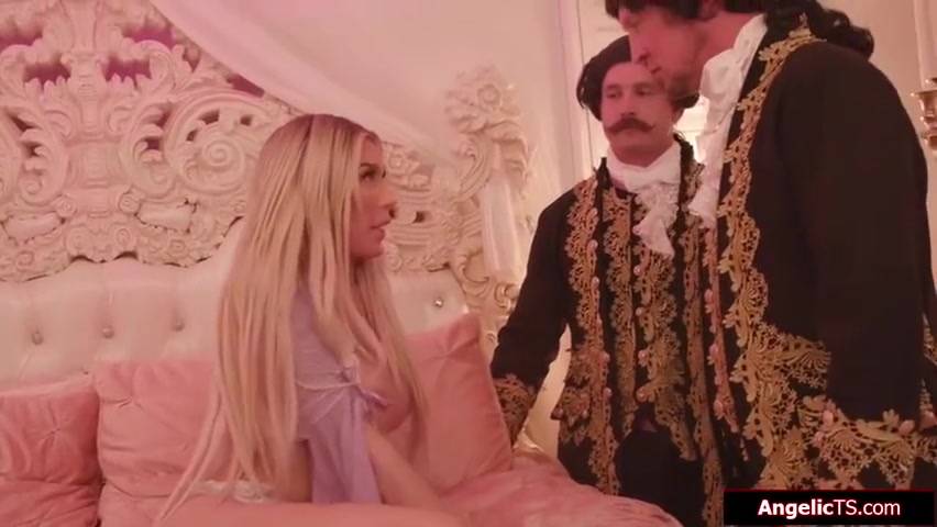 Shemale Princess Gets Analed By Servants With Kate I, Big T And Aubrey Kate
