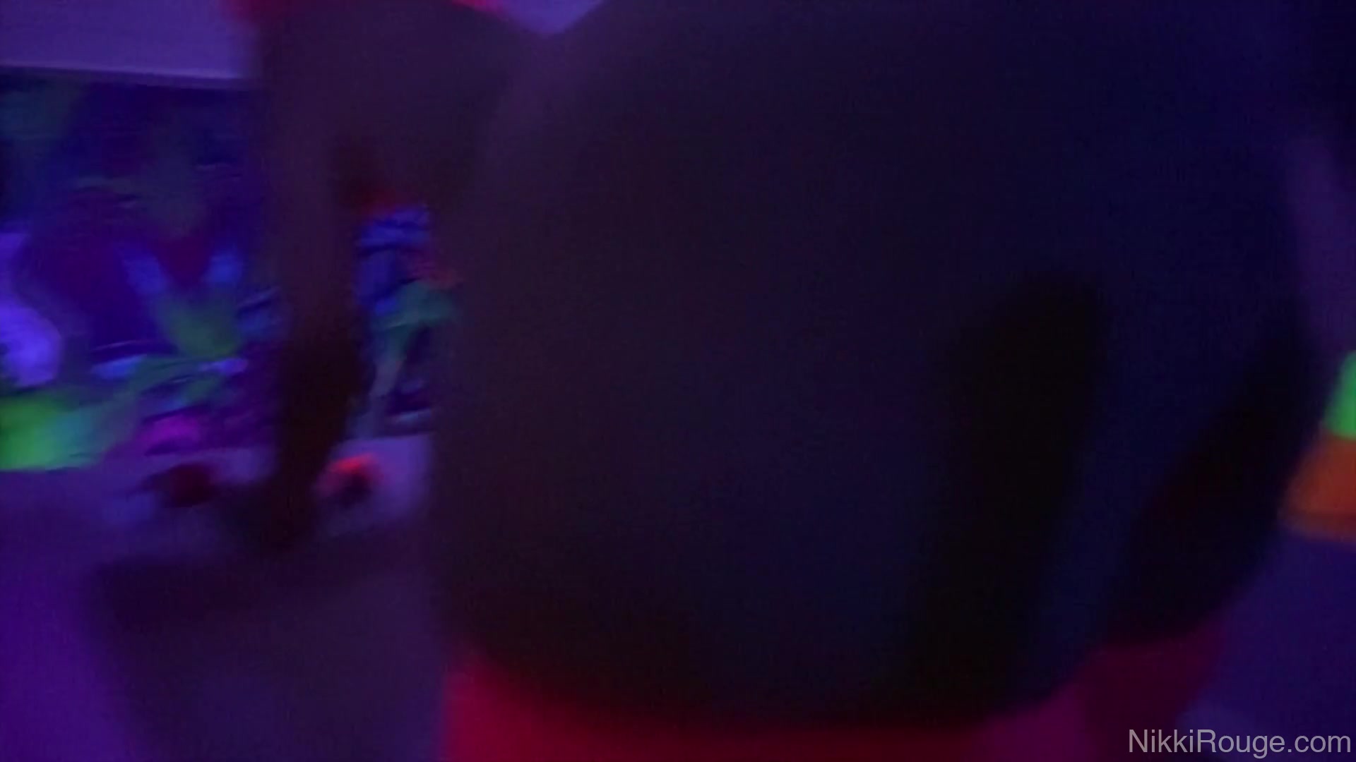 Blacklight Anal With Jackie Ohh - Nikki Rouge