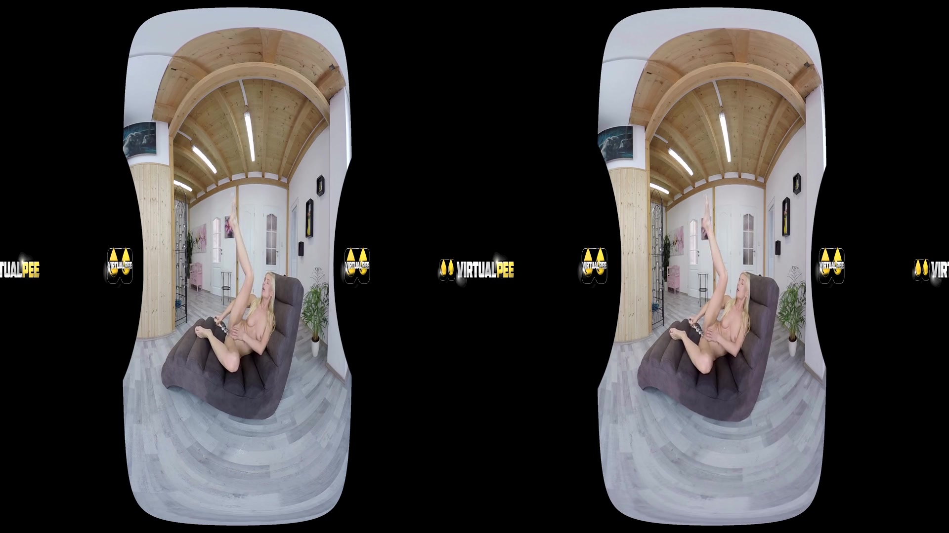 Vanessa Hell in Glass Dildo Pleasure - VirtualPee