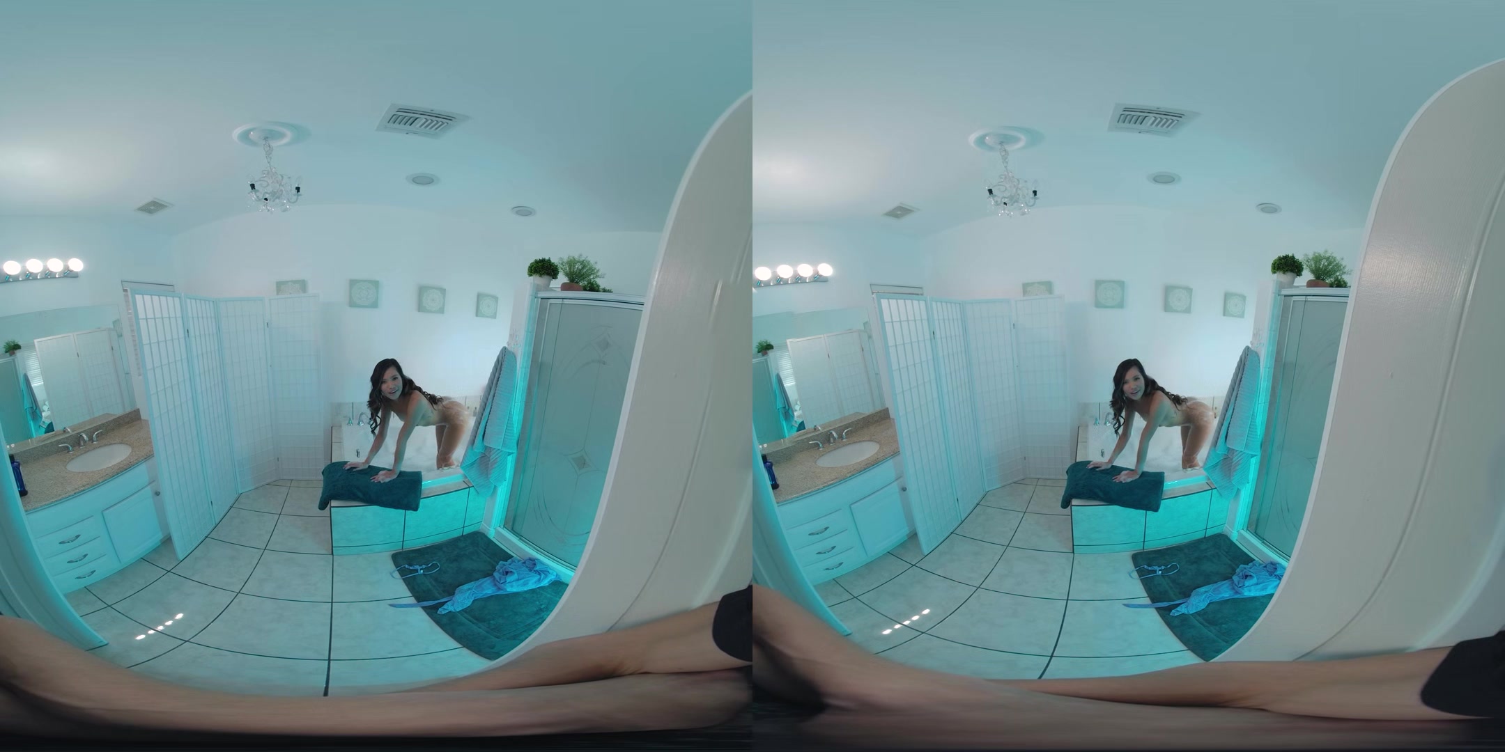 Take a Bath with Vina Sky