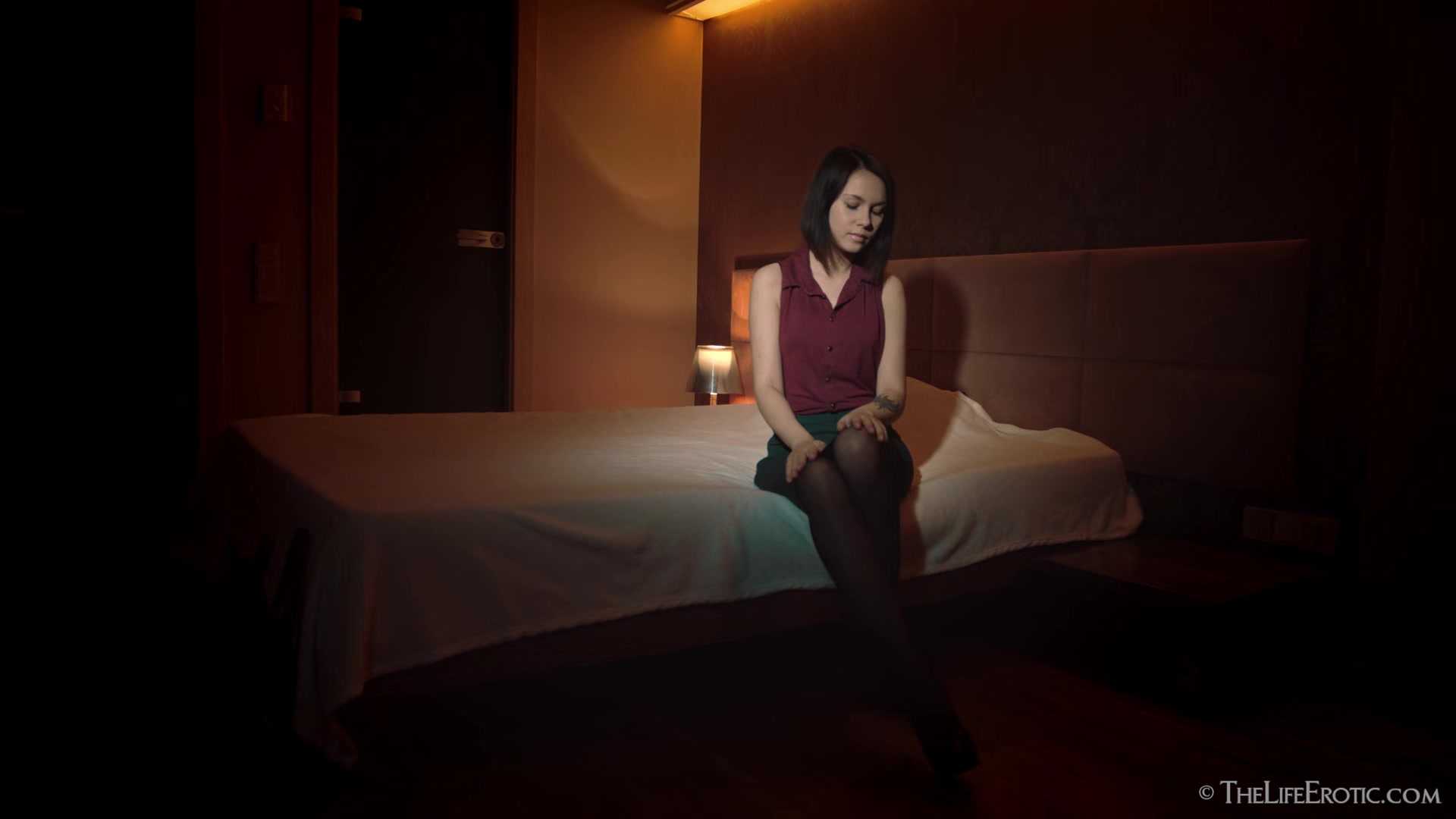 Feel Good - Alla B - TheLifeErotic