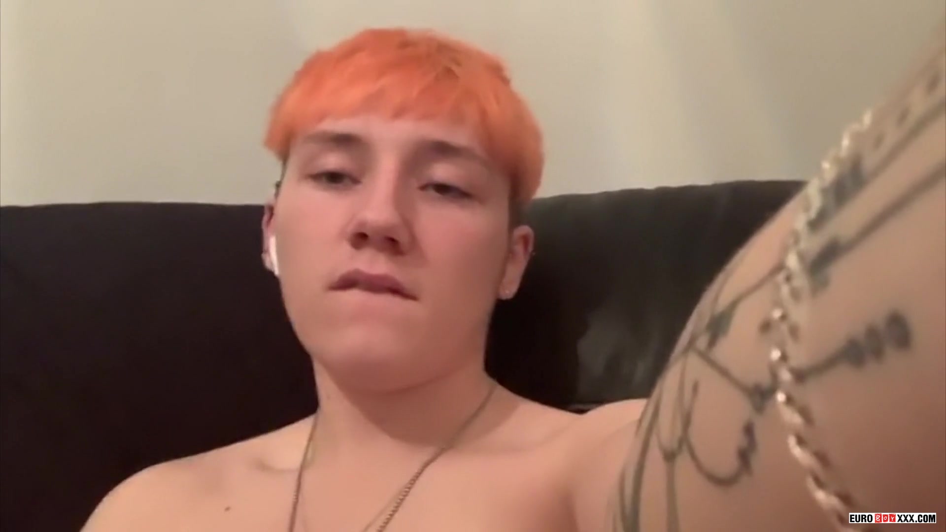 Squirting Twink Juice With Ellis - Ellis Rodes
