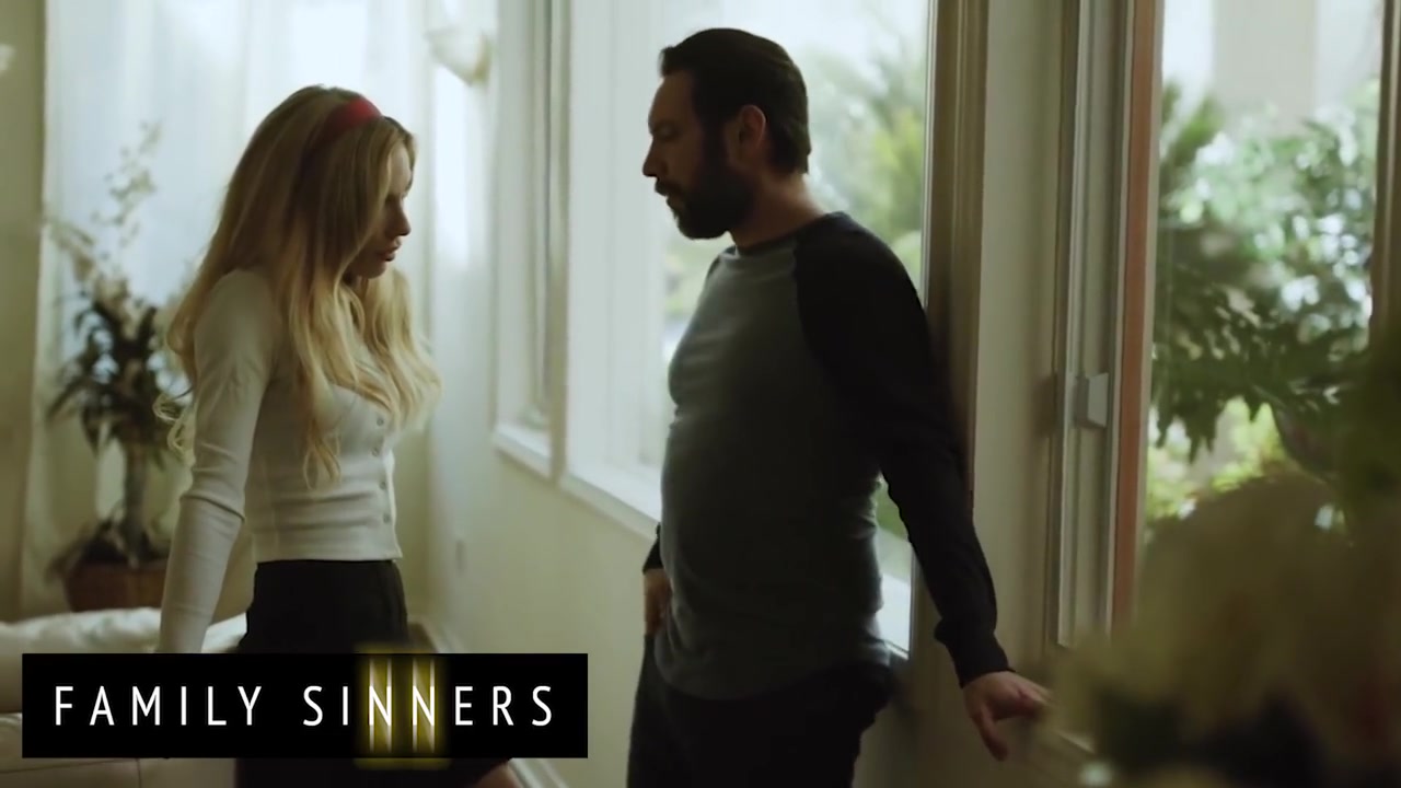 Stepbrother Kisses & Fucks His Hot Stepsister - Tommy Pistol And Aiden Ashley