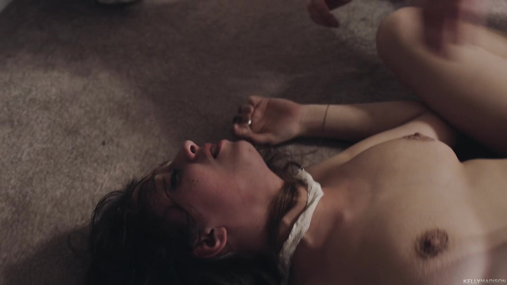 Stranger - Starring: Marilyn Mansion - PornFidelity