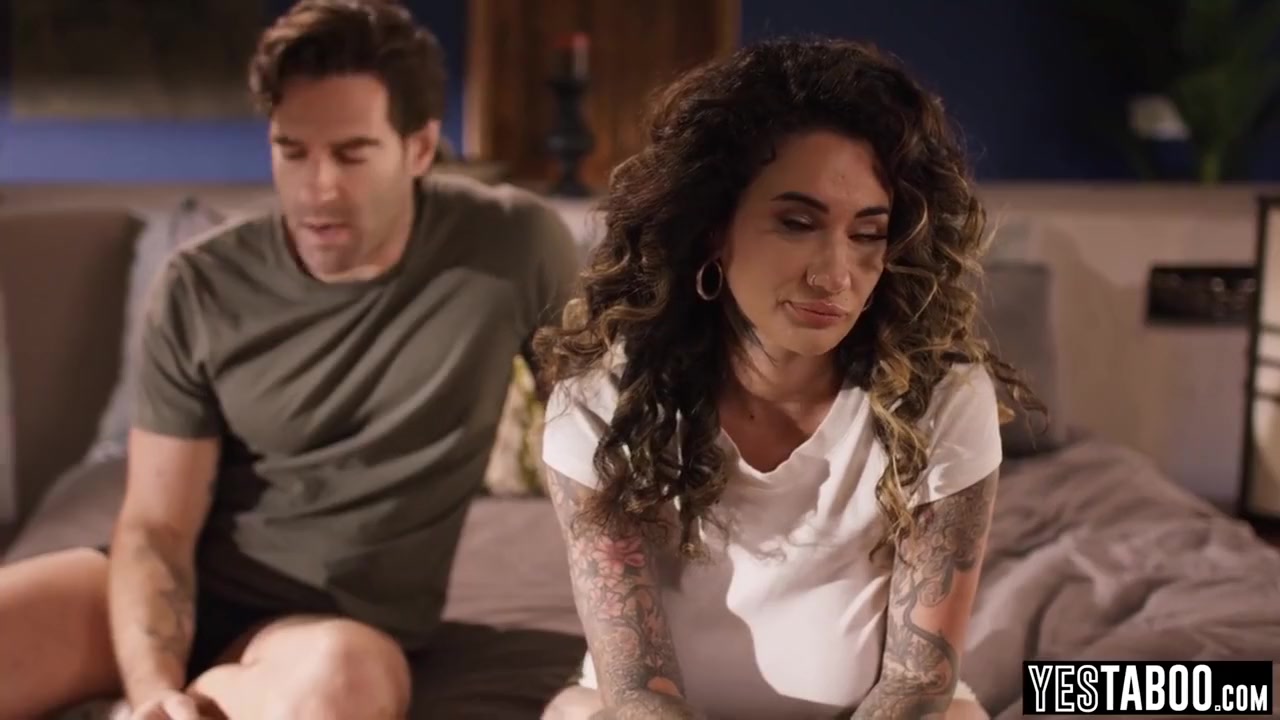 Cunning Sly Godson Pounds Big Boobed Stepmom With Arabelle Raphael