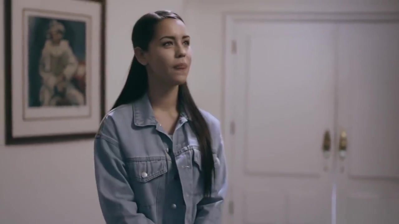 Babysitter teen 18+ makes a generous deal with the Step dad
