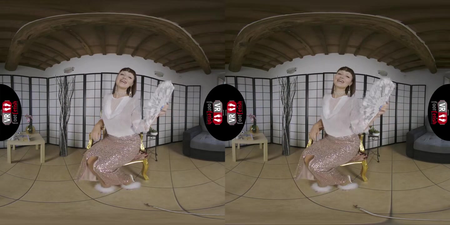 Elegant Dame Babyrose Shows You Her Hot Feet And Toes In Tight Pantyhose In VR - VRFootFetish