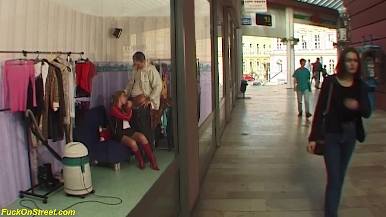 public anal at the shopping mall