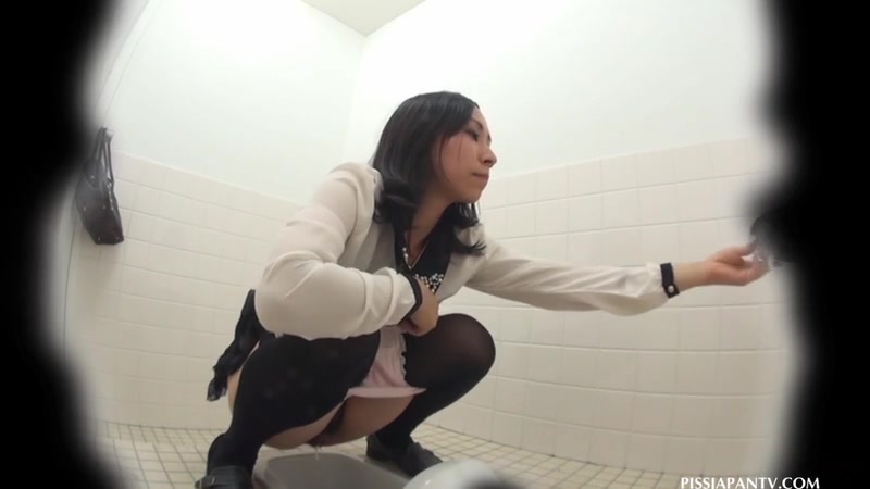 Potty Break 6 - PissJapanTV