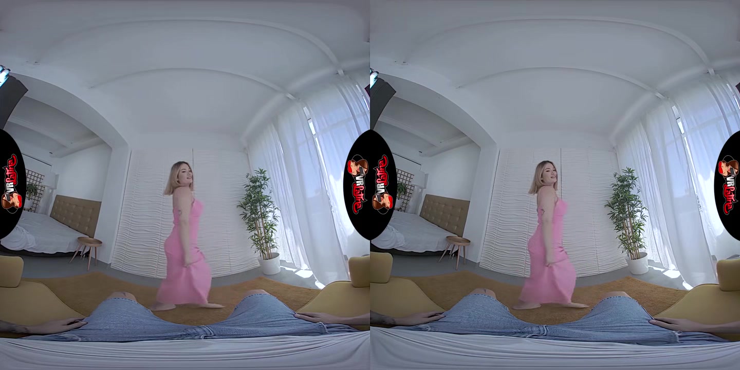 Prime Of Her Life - VRLatina