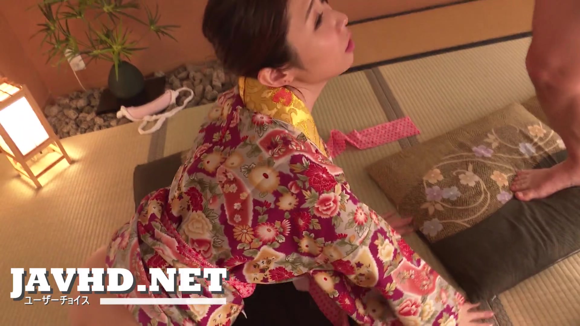 Enjoy Uncensored Japanese MILF Porn Video