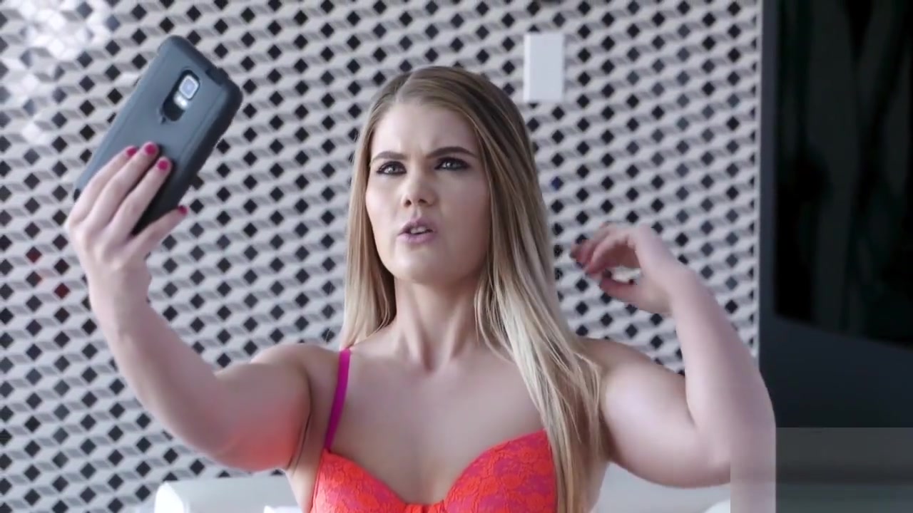 Brooke Karter In Stepsis In the Middle Of Fuck