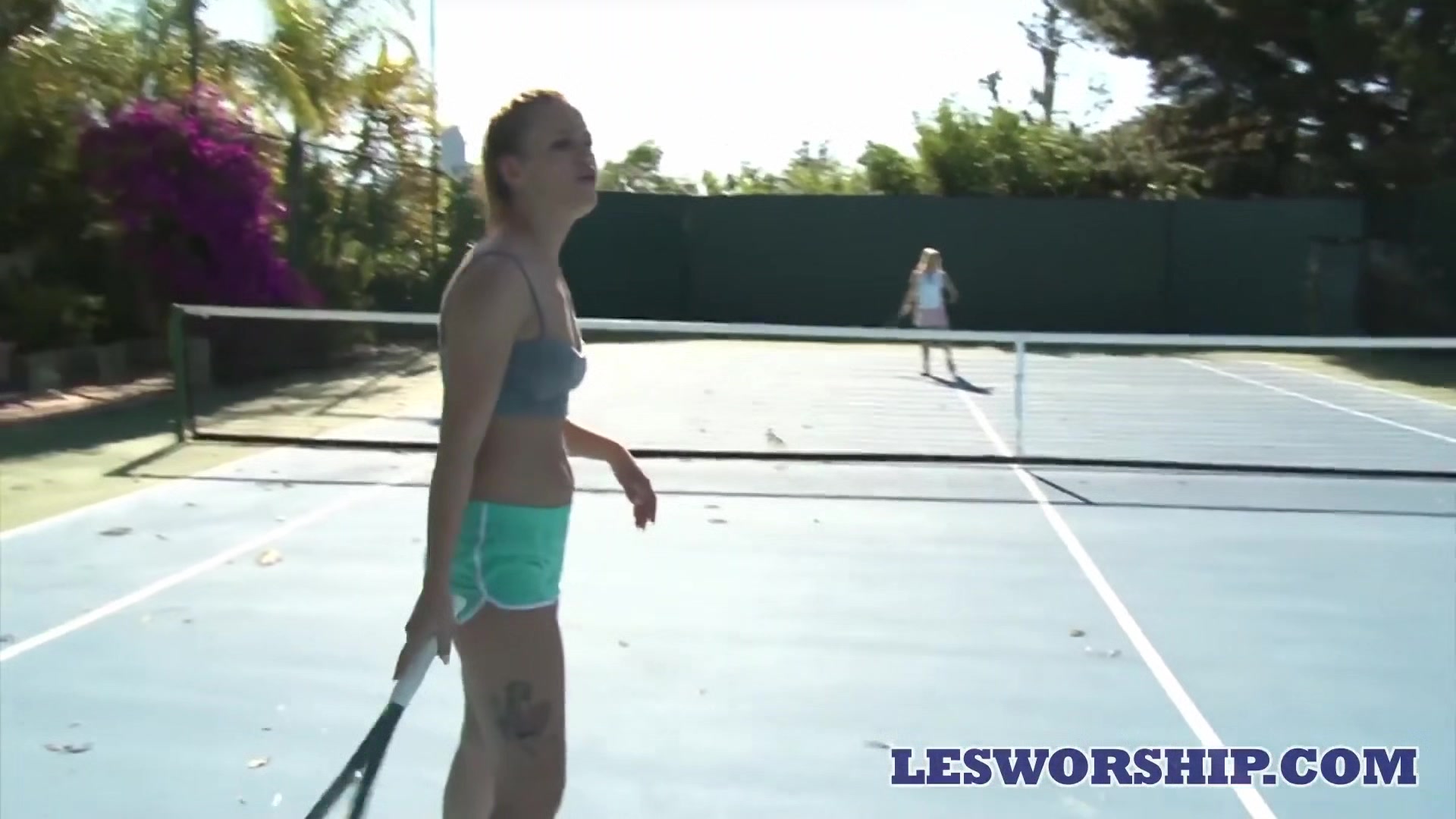 MILF Sarah Vandella Seduced By Lesbian teen 18+ In Hot Tub
