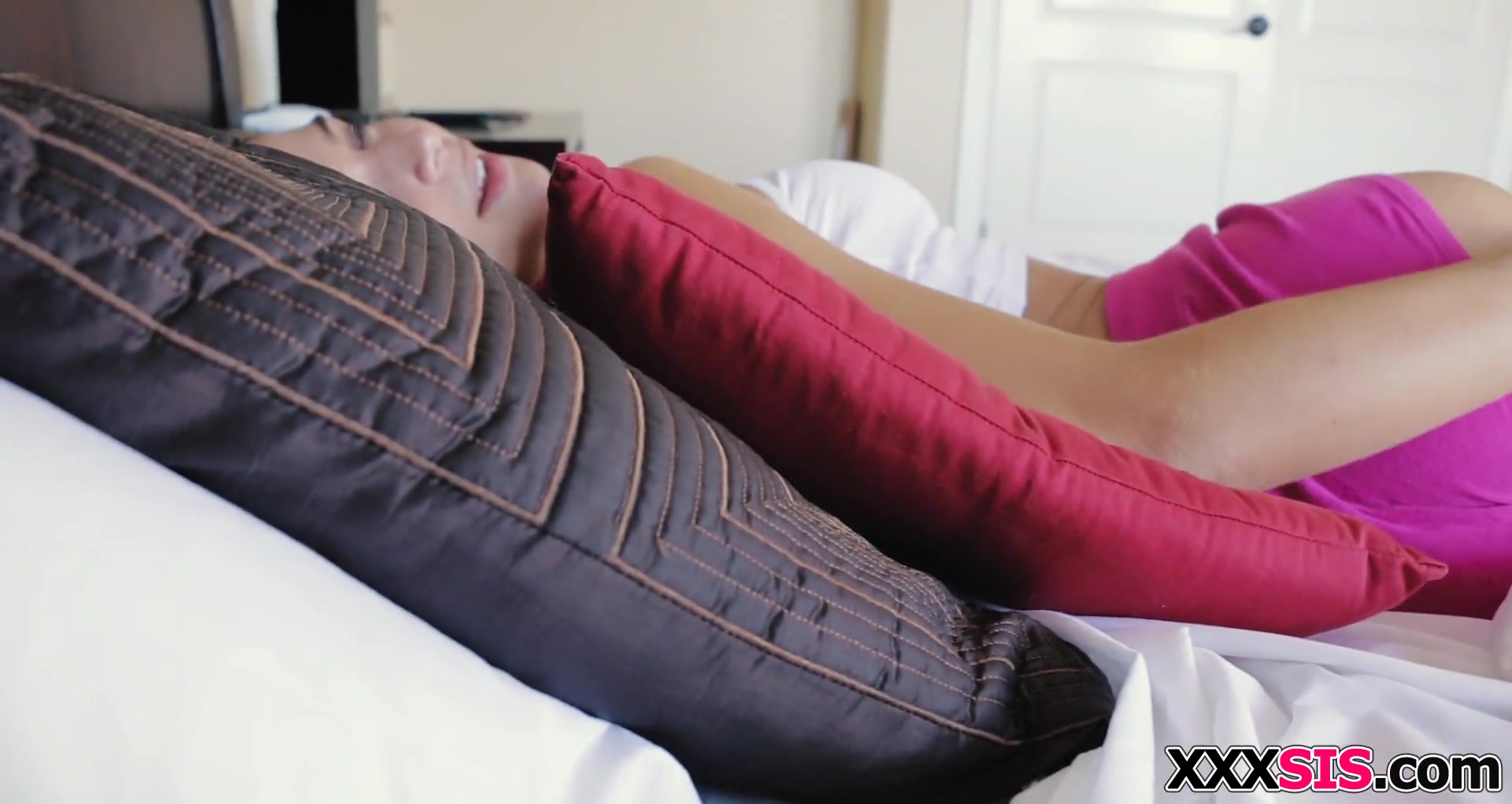 Blair Williams takes stepbro cock