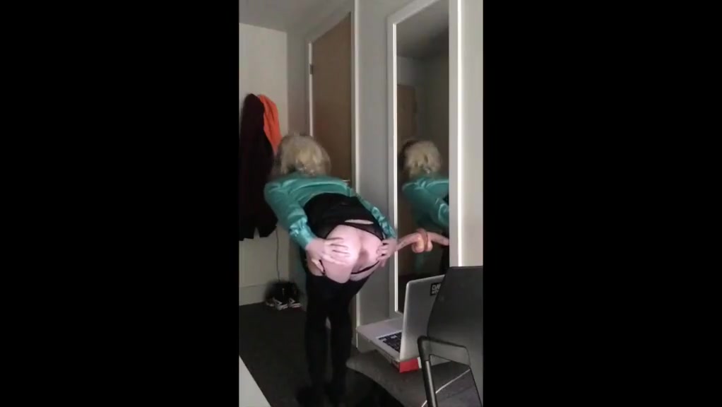 Sexy sissy faggot
