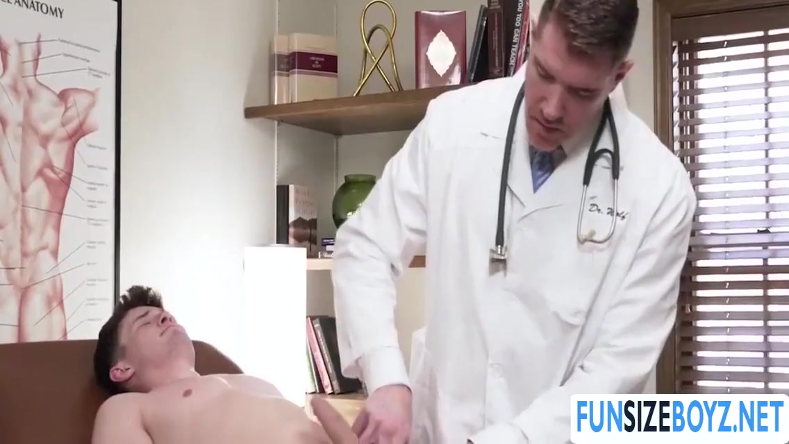Twink Checked Up And Analed By Doctor 8 Min - Grant Ducati And Legrand Wolf