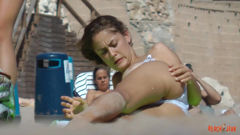 Bosom mates - BeachJerk