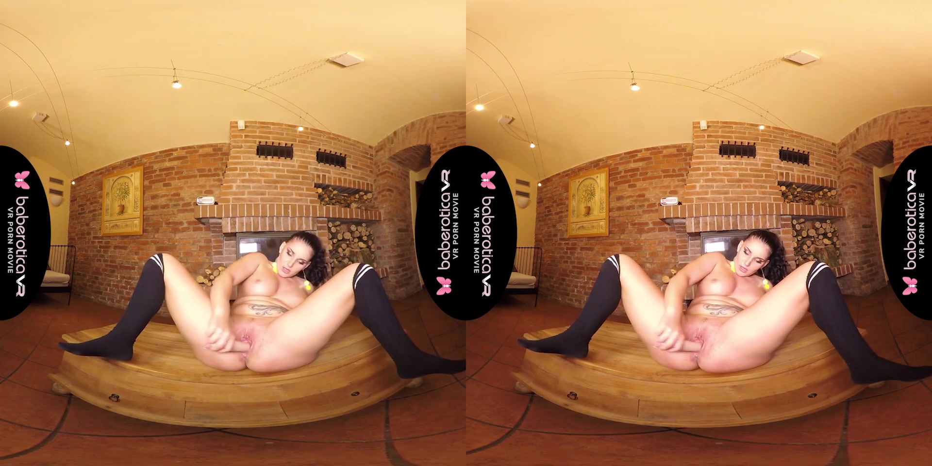 Lucia Denvile is our dancing queen today in VR - BaberoticaVR