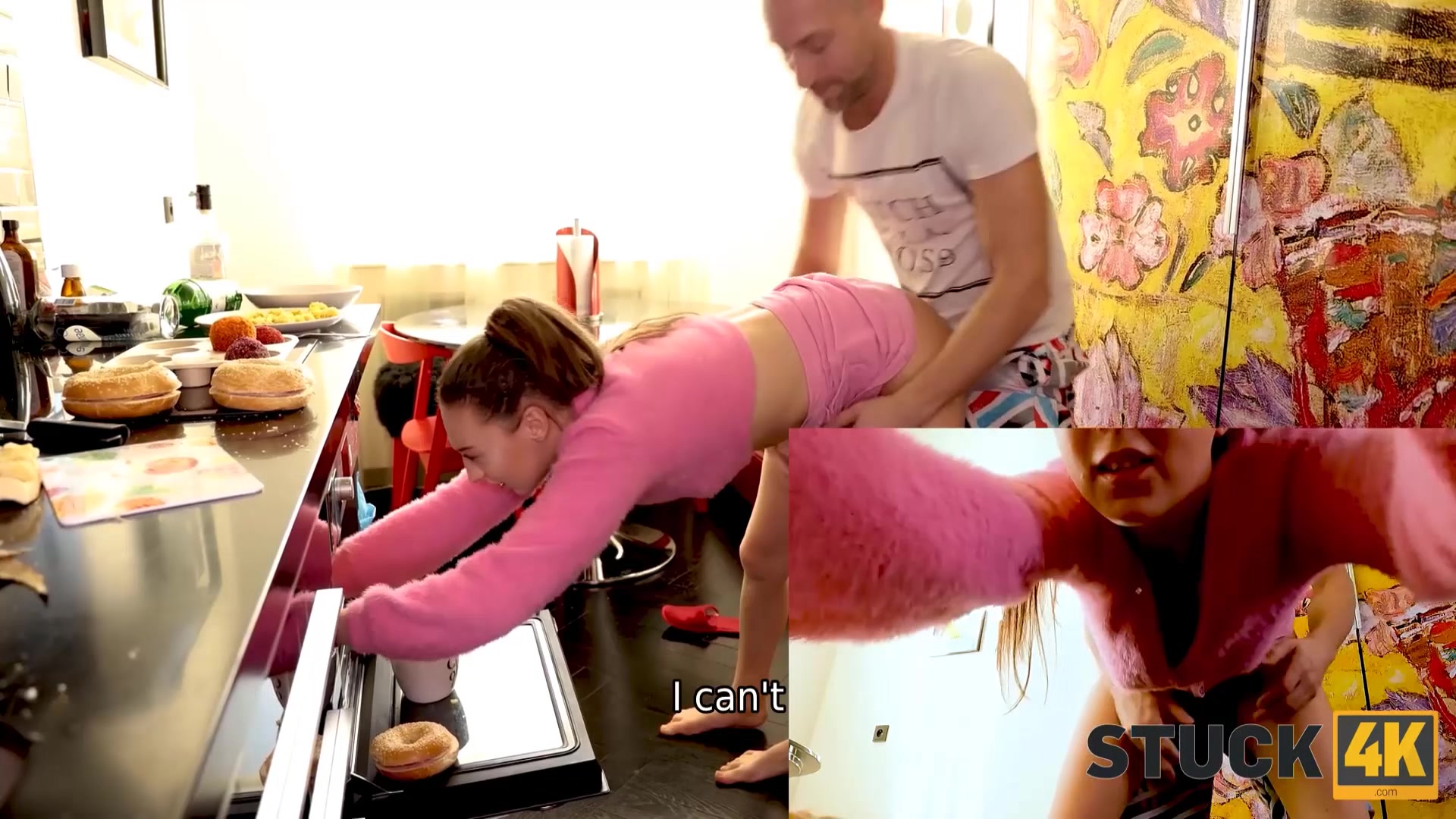 STUCK4K. Hand is stuck in the oven but Isabella De Laa pussy is owned by husband