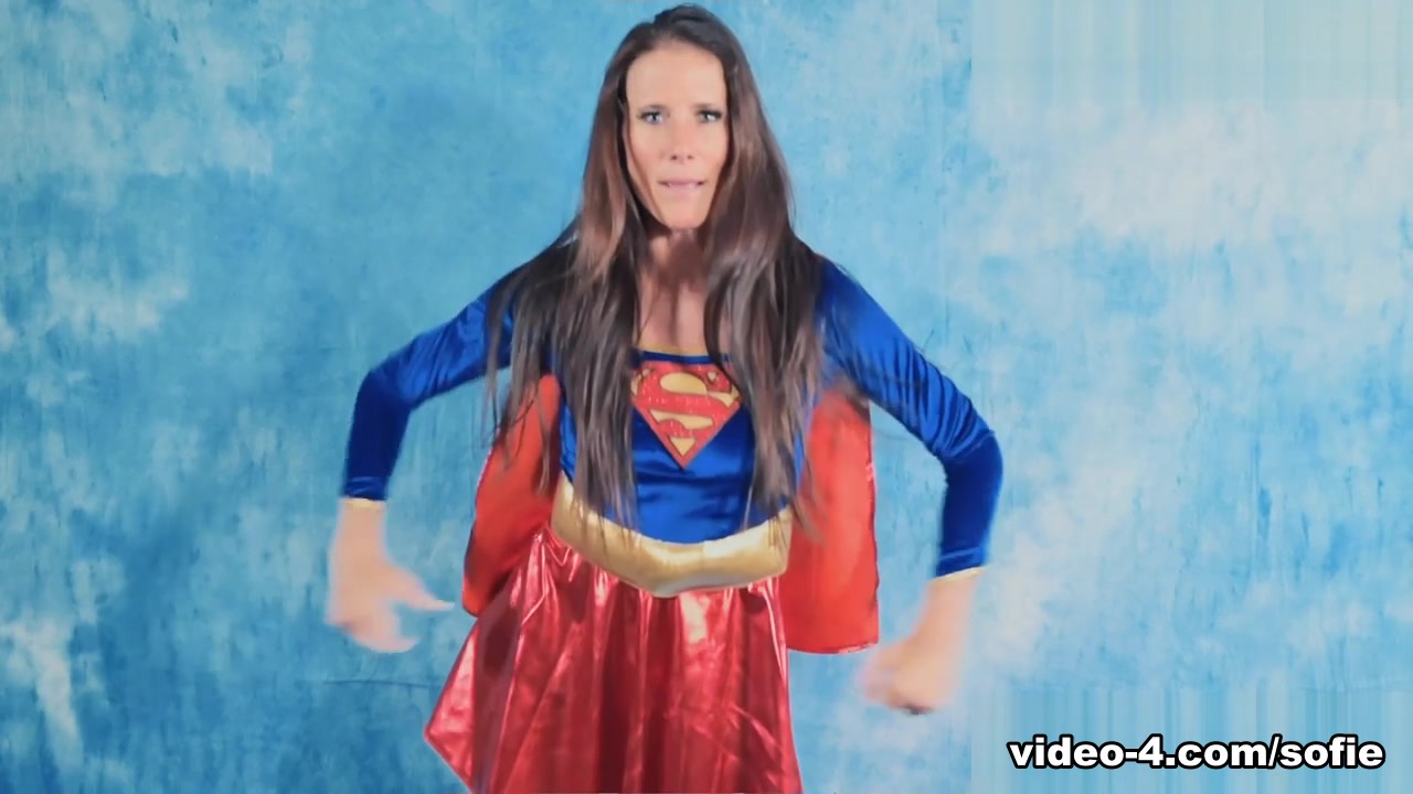 Supergirl Gets Powers In Fortress Of Solitude - SofieMarieXXX