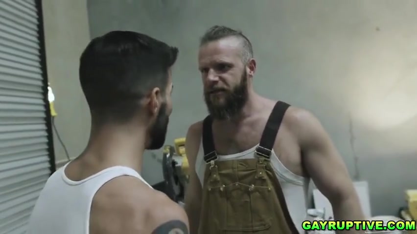 Carpenters Pay With Their Assholes To Pass Inspection