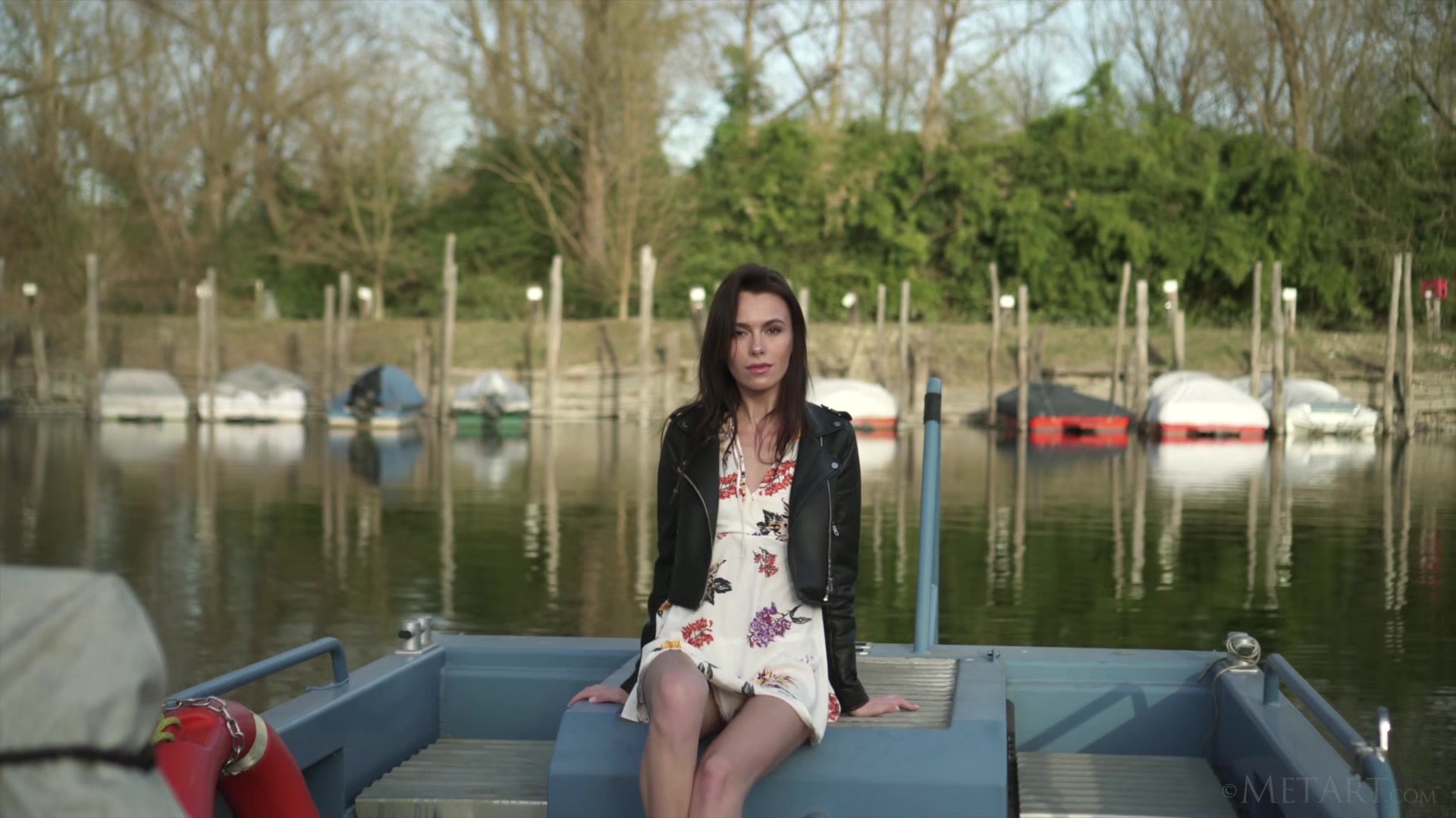 Beauty on Boat - Alice Wonder - Met-Art