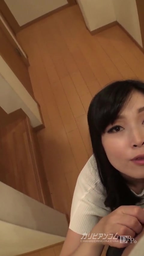 Sayuri Maesawa Vertical Style Video 011: Sayuri Is Stimulated In The Photographing - Caribbeancom