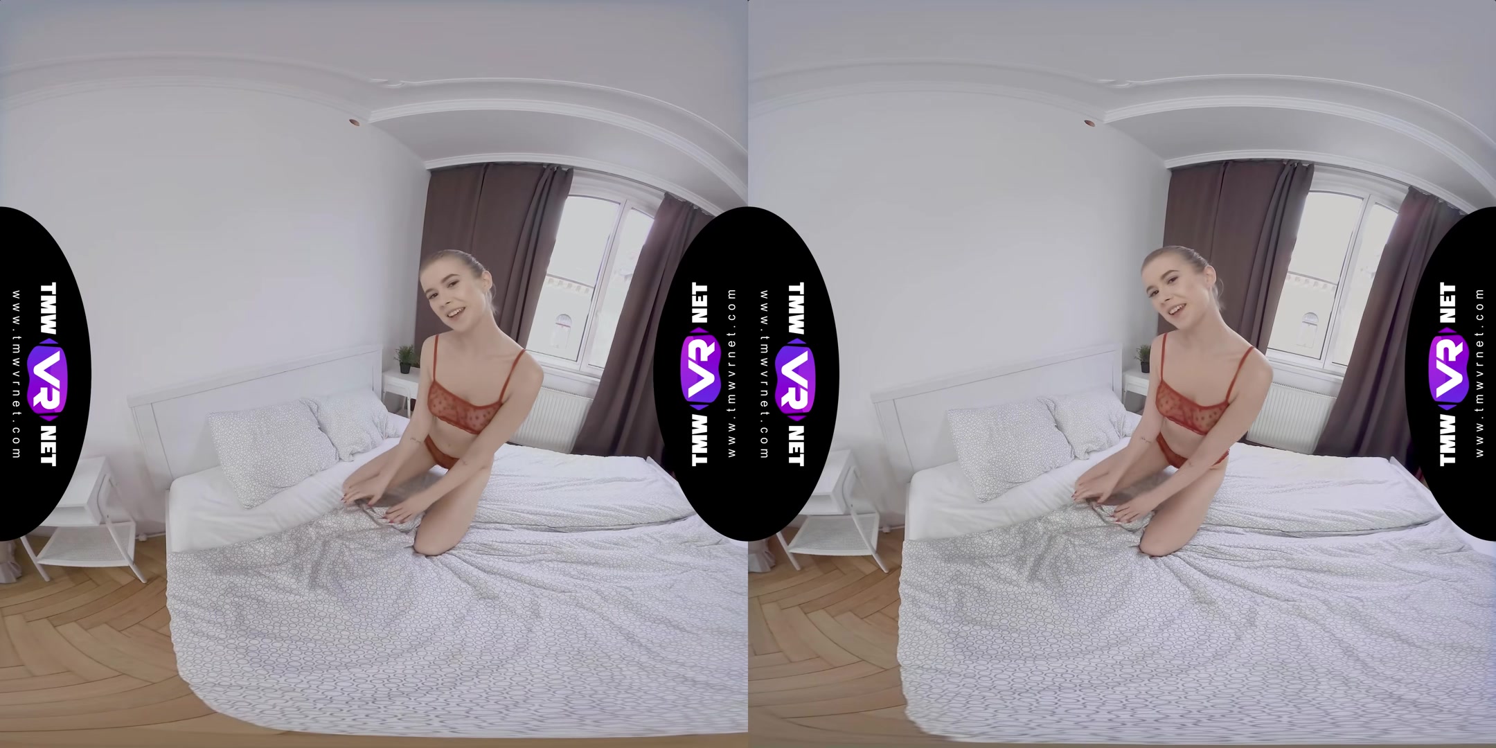 Hottie Masturbates In A New Outfit - TmwVRNet