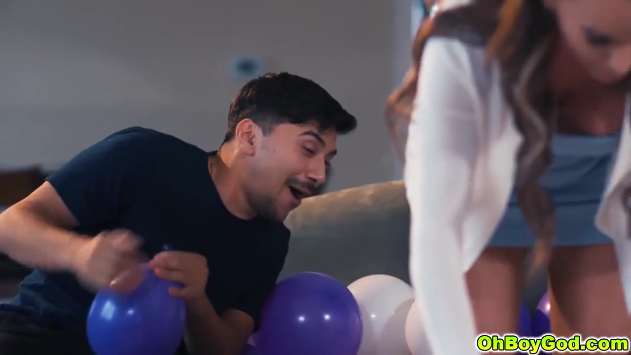Apollo Banks, Max Fills And Pristine Edge In Two Huge Horny Dicks For Milf
