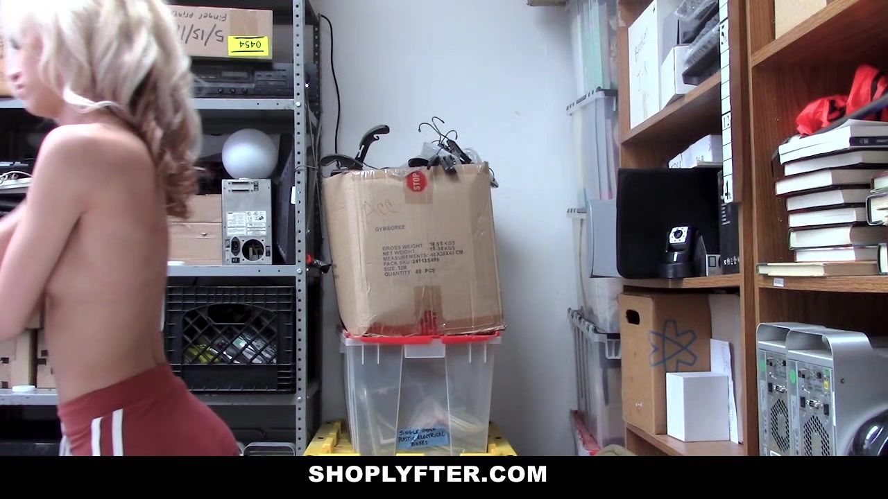 ShopLyfter - Getting Caught Stealing Turns Into Getting Fucked