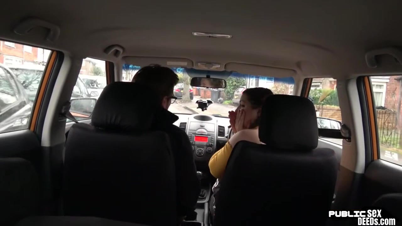 BBW amateur slut fucked outdoor in car by driving instructor