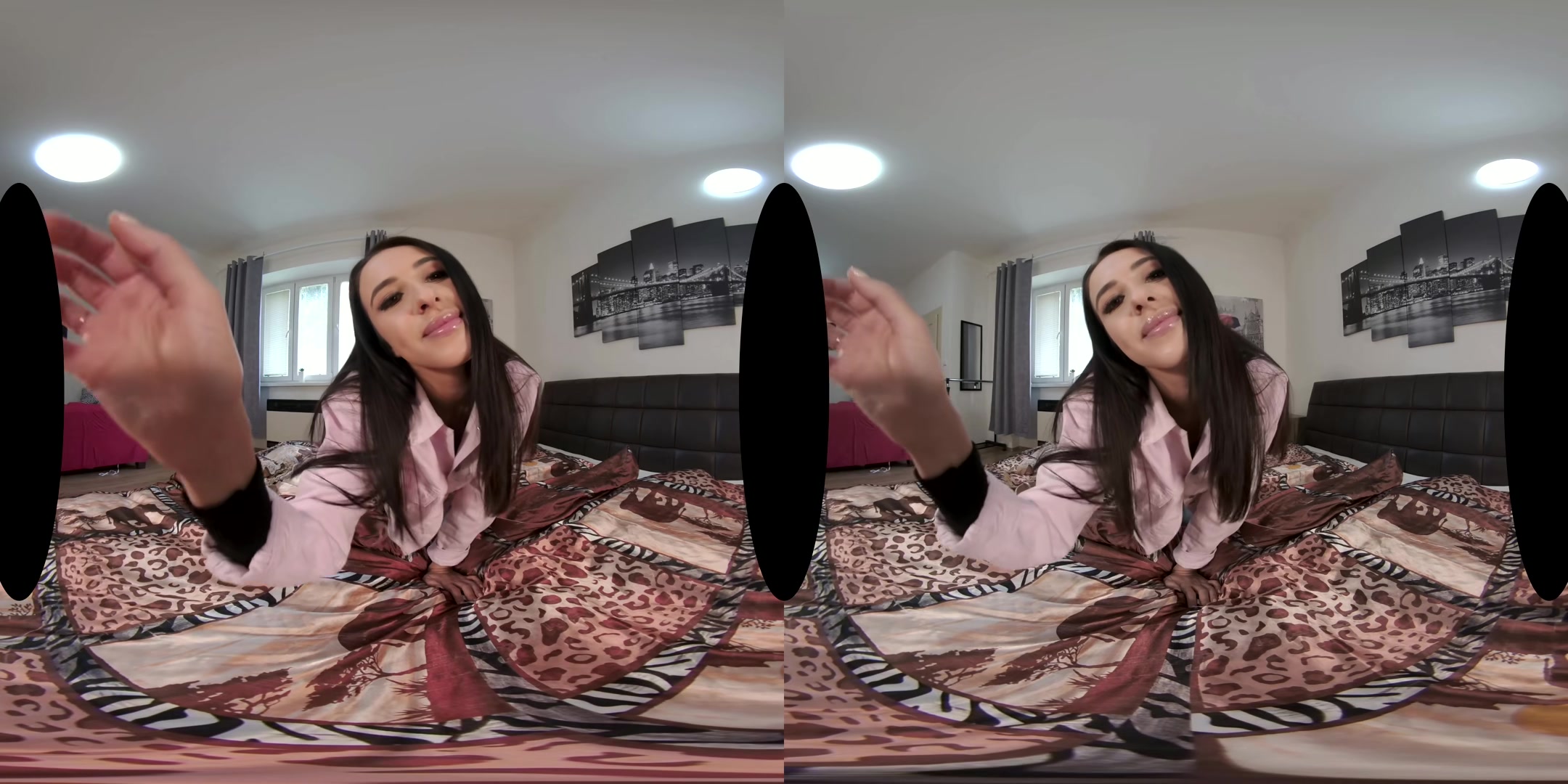 Alyssa Bounty: Lingerie Model - POVcentralVR