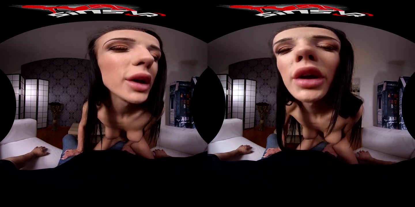 VR porn - Nicole Love - On My Lap - SinsVR