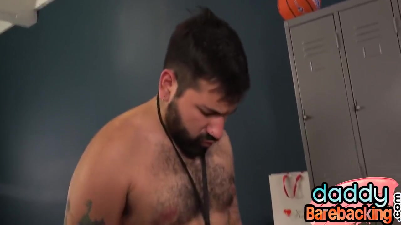Skinny Twink Get Assdestroyed By 2 Dilfs In 3some
