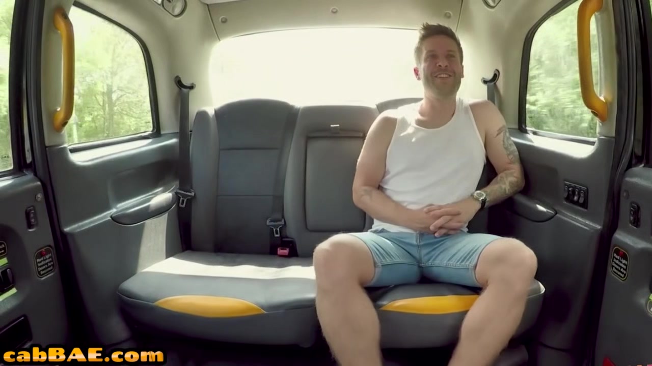 Bigtit inked British cabbie nailed outdoors after blowjob