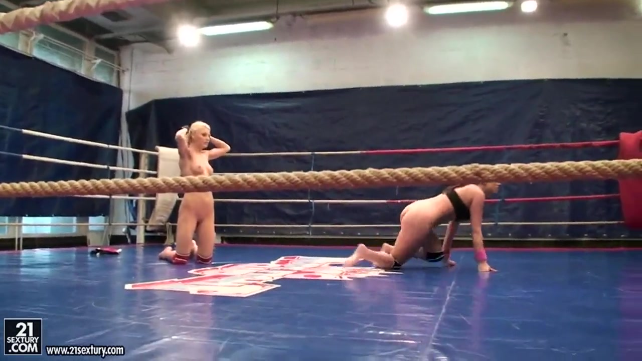 Angel Rivas and Niky Gold fighting to dominate in the backstage fighting clip