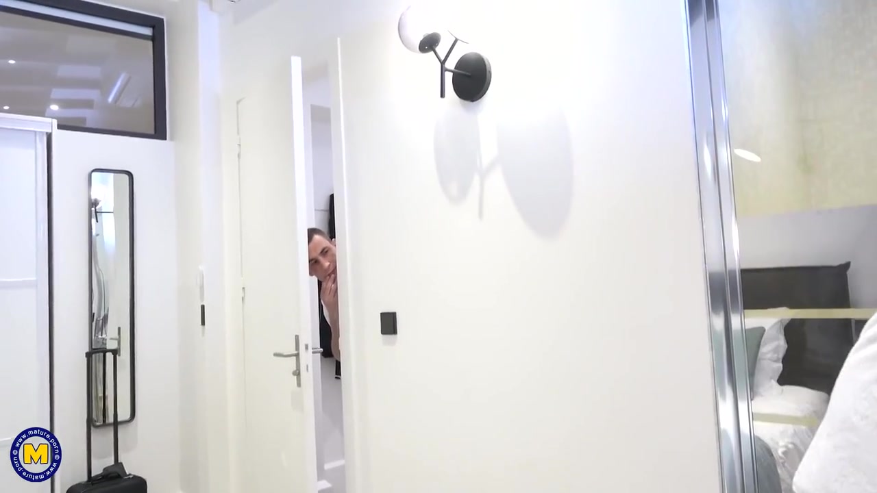 Posh Real Milf Gets Young Cock In Ass And Pussy